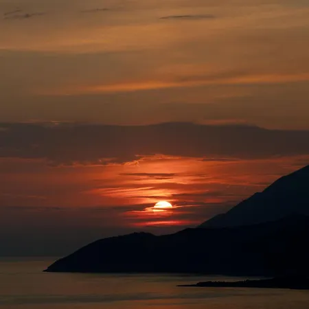 Sunset Serenity Гостевой дом